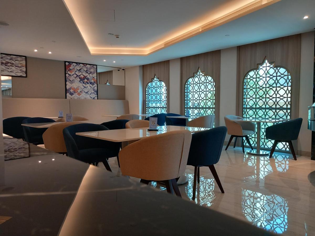 C - Hotel And Suites Doha Eksteriør bilde