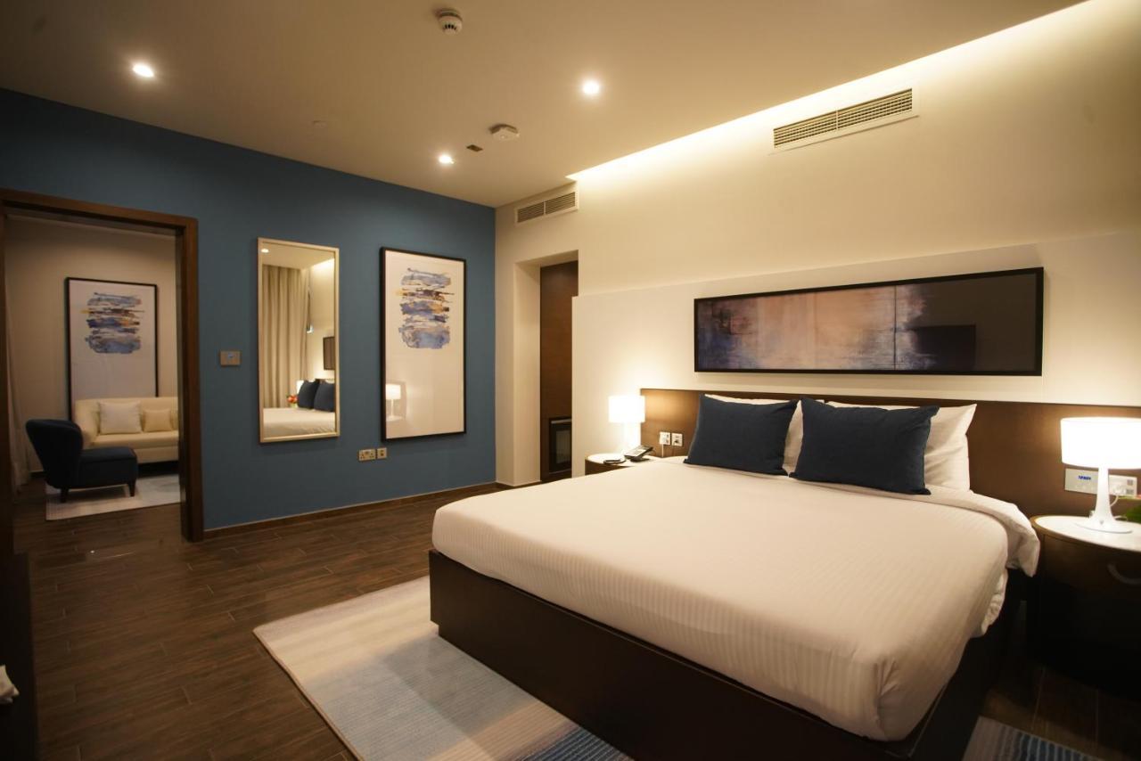 C - Hotel And Suites Doha Eksteriør bilde