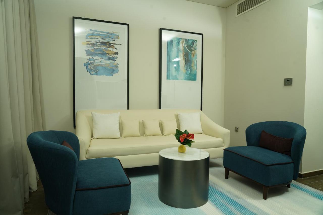 C - Hotel And Suites Doha Eksteriør bilde